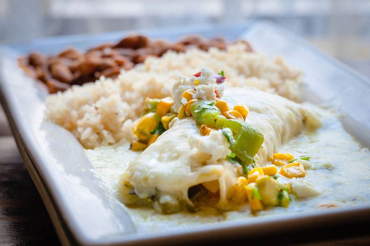 Ultimate Foodie’s Guide to Tucson, Arizona: Best Breakfast, Brunch, Lunch, Dinner & More