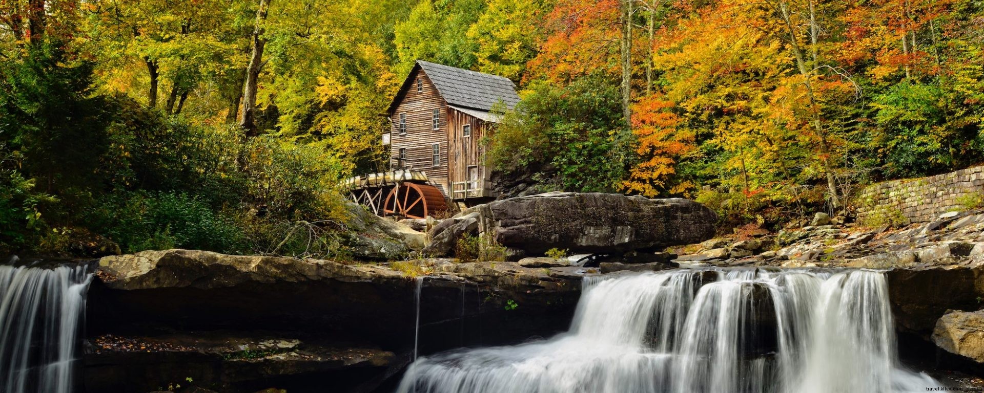 Ultimate Fall Foliage Road Trip: Midland Trail and Country Route 11 in West Virginia