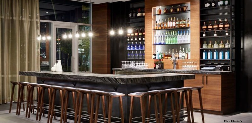 AC Hotel Phoenix Tempe/Downtown: Stylish Lakeside Stay Near ASU and Mill Avenue