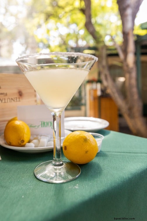 Tempe Happy Hour Guide: Top Deals on Drinks & Appetizers