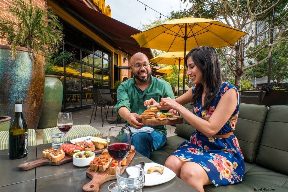 Best Restaurants Near ASU Gammage in Tempe: Ideal Pre-Show Dining Spots