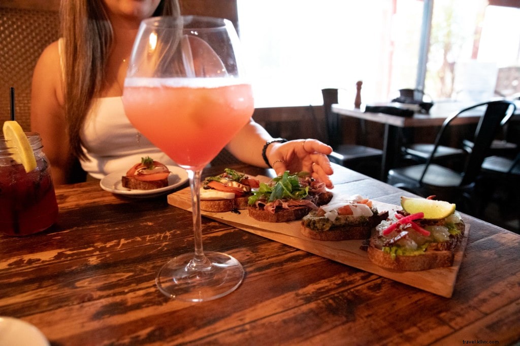 Best Crafted Cocktails in Tempe: Top Bars and Restaurants for Signature Drinks