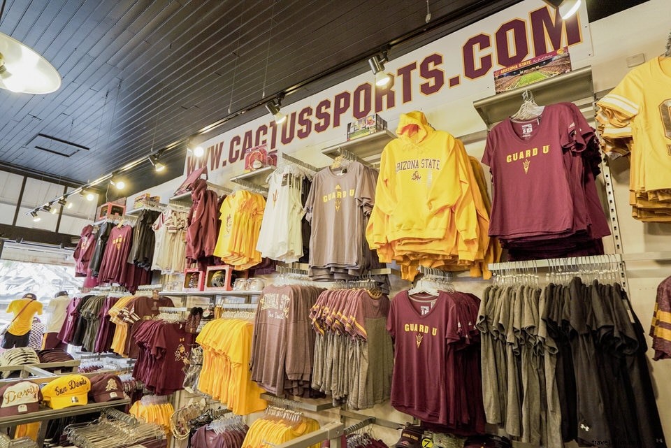 Ultimate Guide to Celebrating ASU Graduation in Tempe: Dining, Photos, Activities & Gear