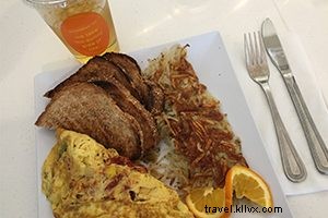 Scramble in Tempe: Fluffy Omelets, Vegan Options & Local Flavors – A Breakfast Lover s Review