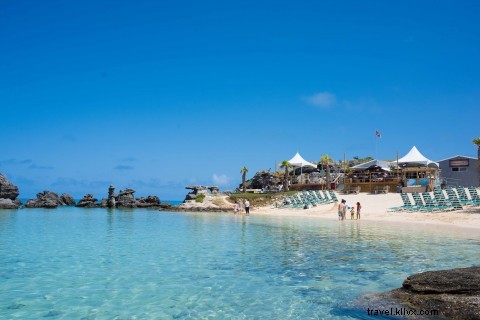 Wheelchair-Accessible Bermuda: Ultimate Guide to Beaches, Tours, Attractions & Hotels