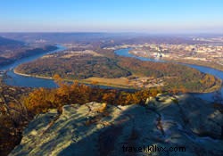Top 5 Outdoor Destinations for Stunning Fall Foliage in Chattanooga This October
