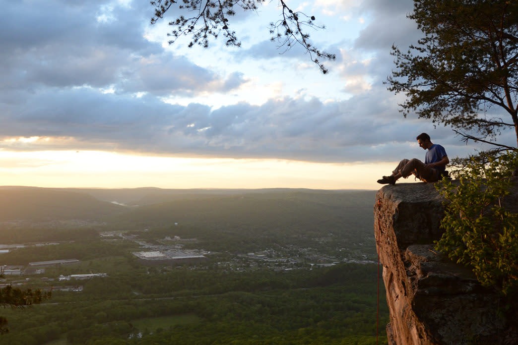 Cravens House to Sunset Rock Hike: A Chattanooga Hiking Essential
