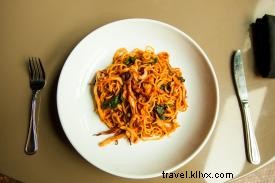 Ultimate Guide to Friday Nights in Chattanooga: Vibrant Nightlife, Dining & Stays