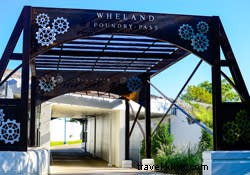 Tennessee Riverpark: 13 Miles of Scenic Trails, History, Art & Outdoor Adventure in Chattanooga