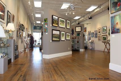 Premier Shopping Guide to Chattanooga s Northshore: Boutiques, Art & Antiques