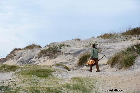 How to Build a Safe Beach Fire in the Outer Banks: Essential Guide