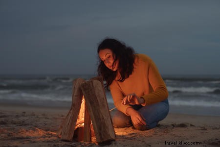 How to Build a Safe Beach Fire in the Outer Banks: Essential Guide