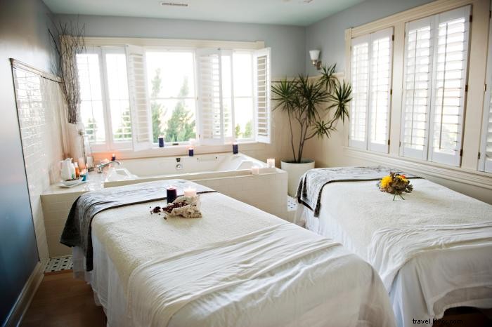 Pregnancy-Safe Activities on the Outer Banks: Expert Tips for a Relaxing Vacation