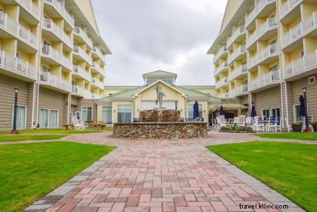 7 Romantic Reasons Couples Should Visit the Outer Banks (OBX)