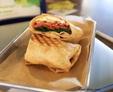 Best OBX Restaurants & Bars: Top Casual Spots for Fresh Seafood in the Outer Banks