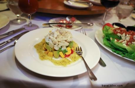 Best OBX Restaurants & Bars: Top Casual Spots for Fresh Seafood in the Outer Banks