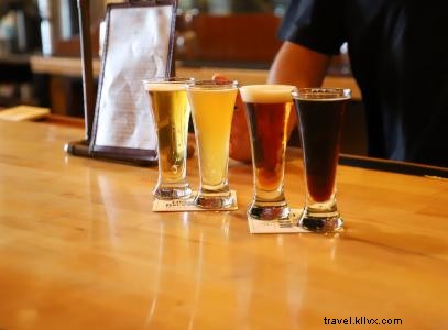 Best OBX Restaurants & Bars: Top Casual Spots for Fresh Seafood in the Outer Banks