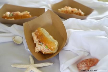 Best OBX Restaurants & Bars: Top Casual Spots for Fresh Seafood in the Outer Banks