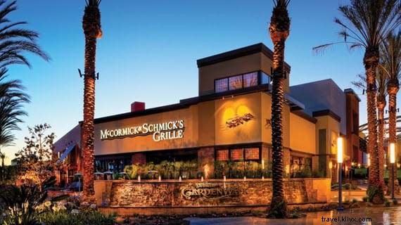 Top Things to Do at Anaheim GardenWalk: Dining, Shopping & Entertainment Near Disneyland