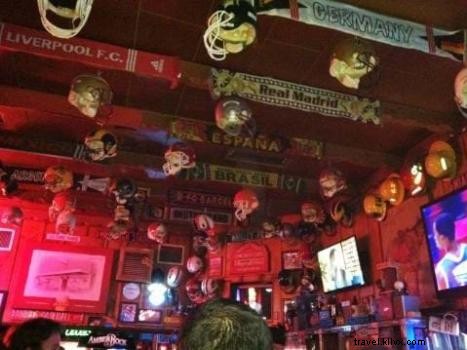 OC Nightlife Guide: Top Bars Around the Iconic Orange Circle