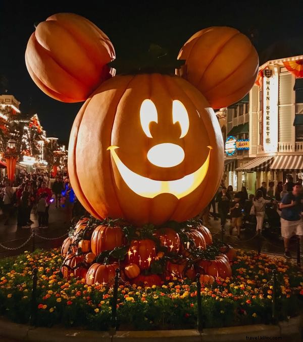 Discover Halloween Magic in Anaheim: Disneyland, Hotels, Escape Rooms & Local Gems