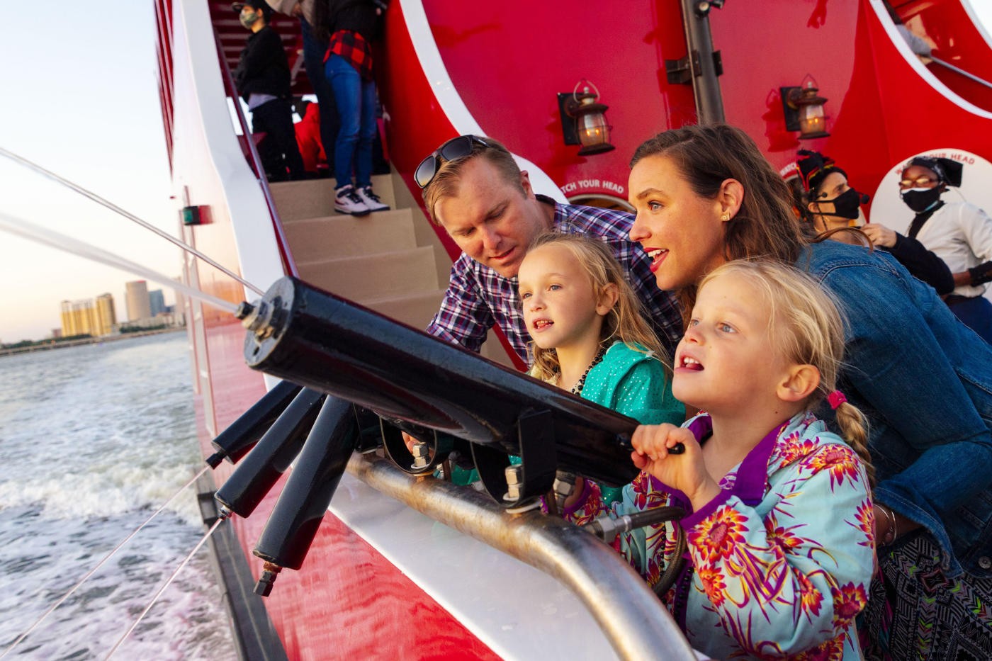 10 Must-Do Kid-Friendly Activities in Tampa Bay for Epic Family Summer Fun