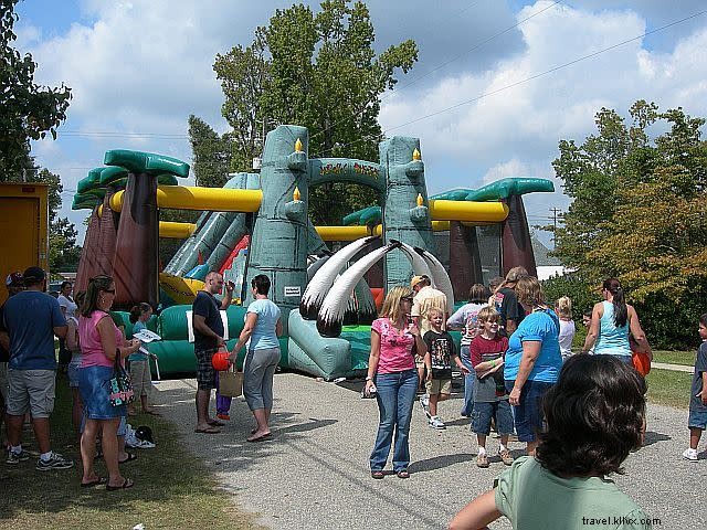 Discover Family Fun at Aynor s 40th Annual Harvest Hoe-Down Festival