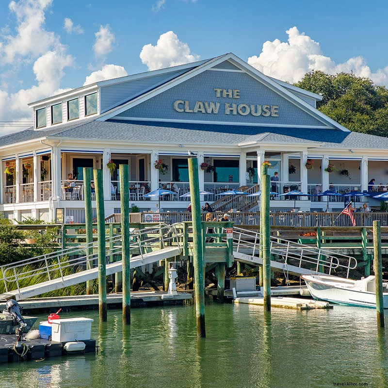 Best Waterside Restaurants in Myrtle Beach for a Relaxing Fall Getaway