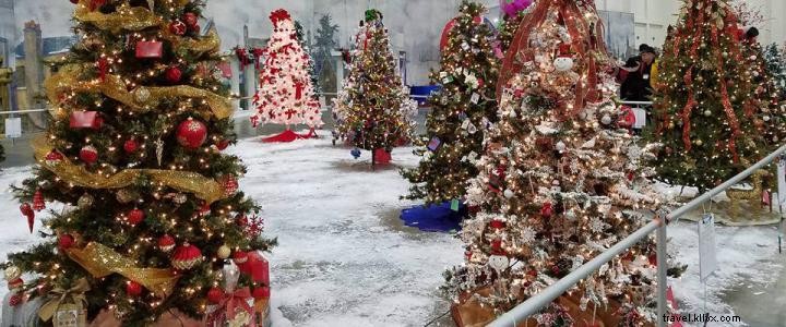 Experience the 38th Annual Dickens Christmas Show & Festival 2019 in Myrtle Beach