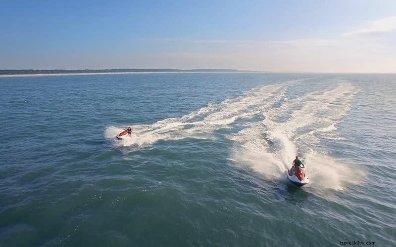 Best Jet Ski Rentals in Myrtle Beach: High-Speed Thrills or Scenic Cruises