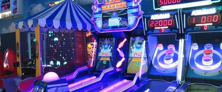 Lucy Buffett s LuLu’s at Barefoot Landing Debuts Beach Arcade and Mountain of Youth Ropes Course