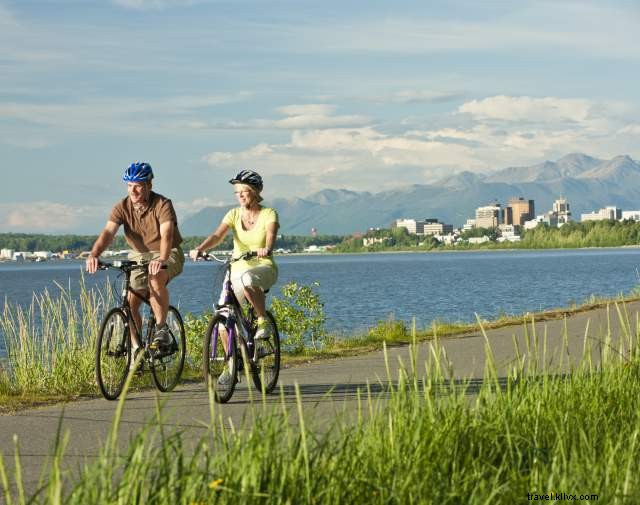 Biking Anchorage: 3-Day Itinerary on Scenic Coastal Trails and Forest Paths