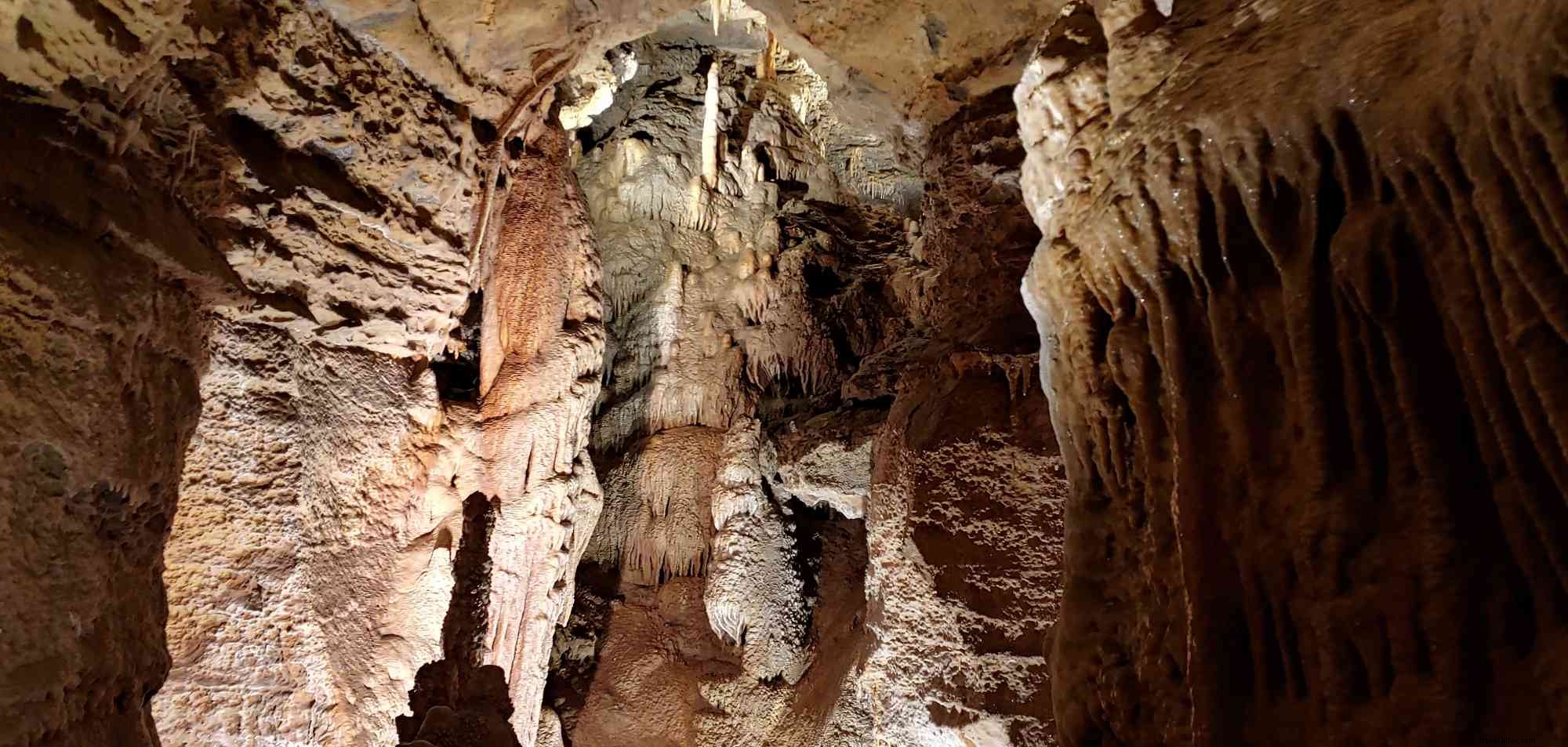 Celebrate National Caves & Karst Day at Lincoln Caverns and Whisper Rocks