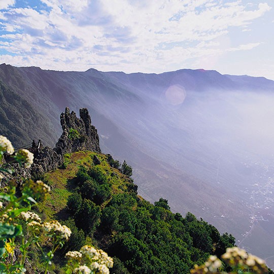 Top Hiking Trails in the Canary Islands: Spain s Volcanic Wonders