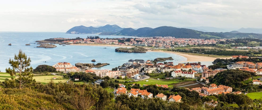 5 Stunning Seaside Towns in Spain: Indulge in Authentic Local Seafood Cuisine