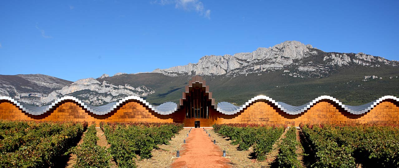 Spain s Designer Wineries: Architectural Masterpieces of Wine Country