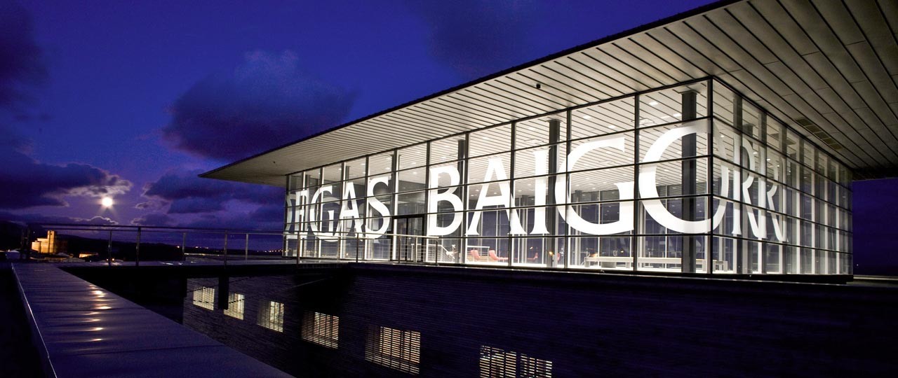 Spain s Designer Wineries: Architectural Masterpieces of Wine Country