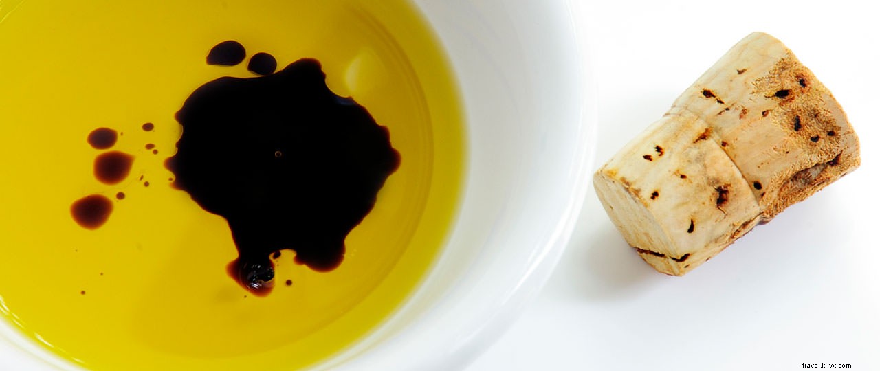 Iconic Spanish Flavors to Bring Home: Top Gastronomic Souvenirs