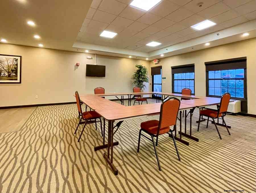 Comfort Suites Near Penn State: Ideal for Staycations or Vacations in Happy Valley