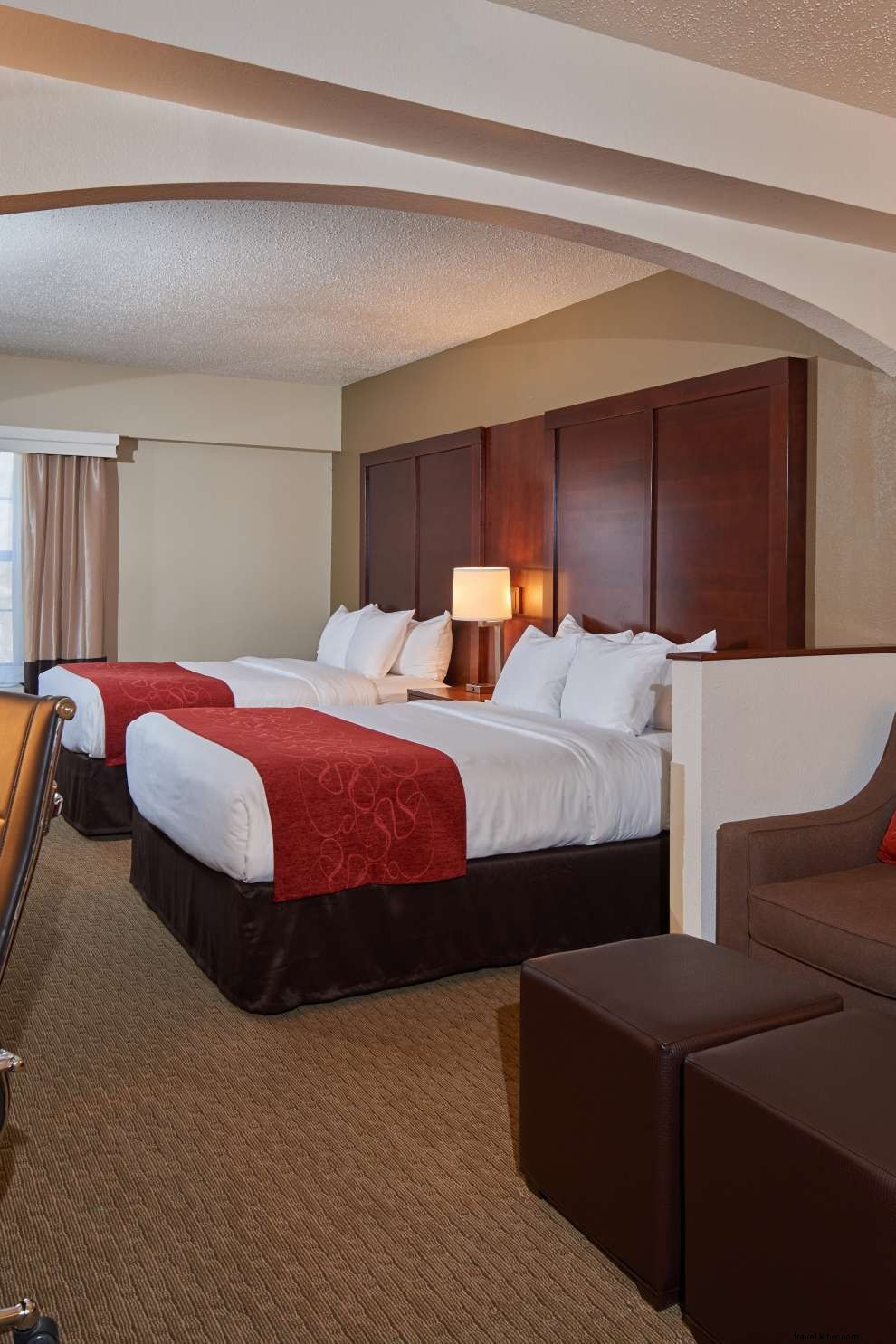 Fall in the Valley: Exclusive Deals and Packages in Happy Valley