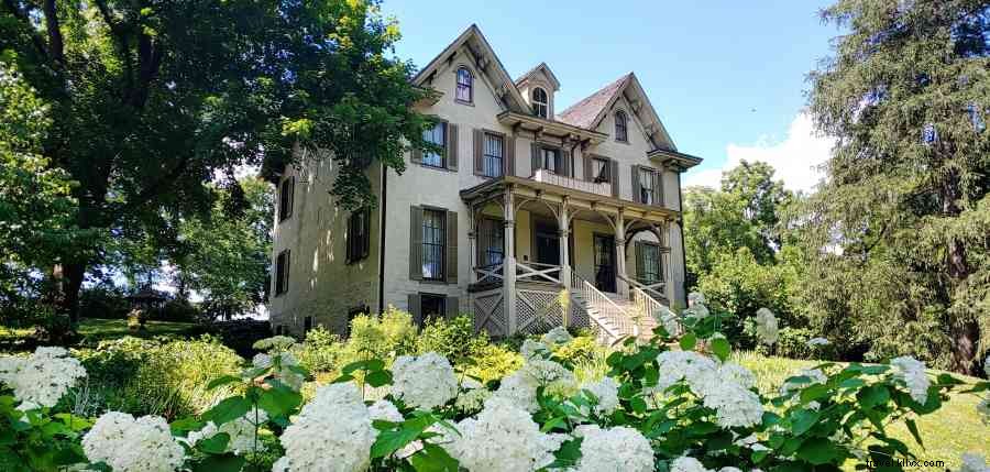 Explore Happy Valley s Agricultural Heritage on the Scenic Driving Tour