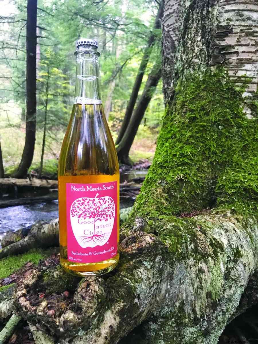 Best Bourbon Cocktails in Happy Valley: Local Distilleries and Bars to Visit