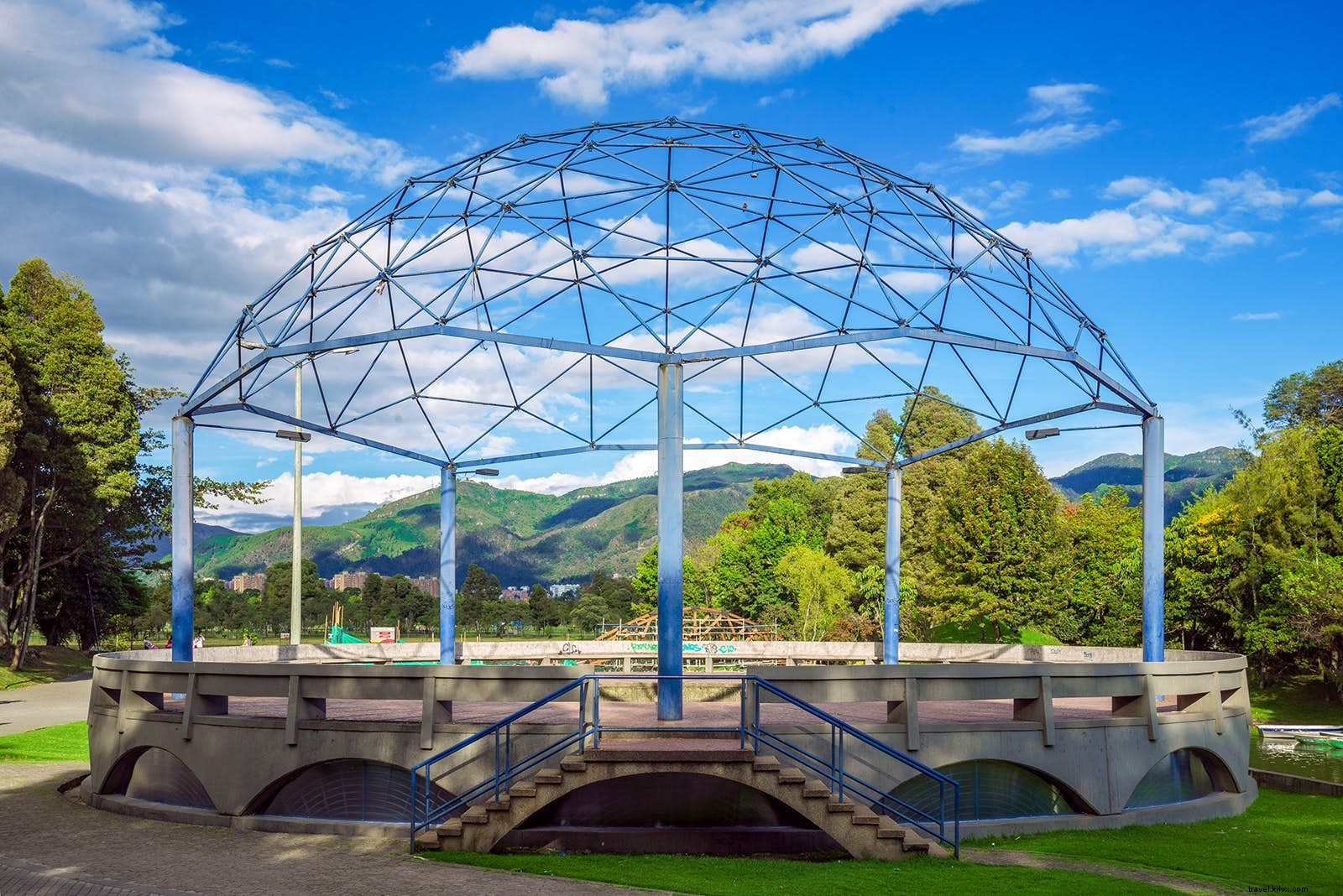 Discover Bogotá on a Budget: Free Tours, Ciclovía, Parks & Festivals