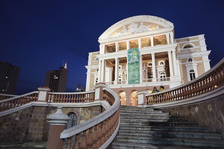 Insider Travel Tips from Brazilian Football Experts for 2014 World Cup Host Cities