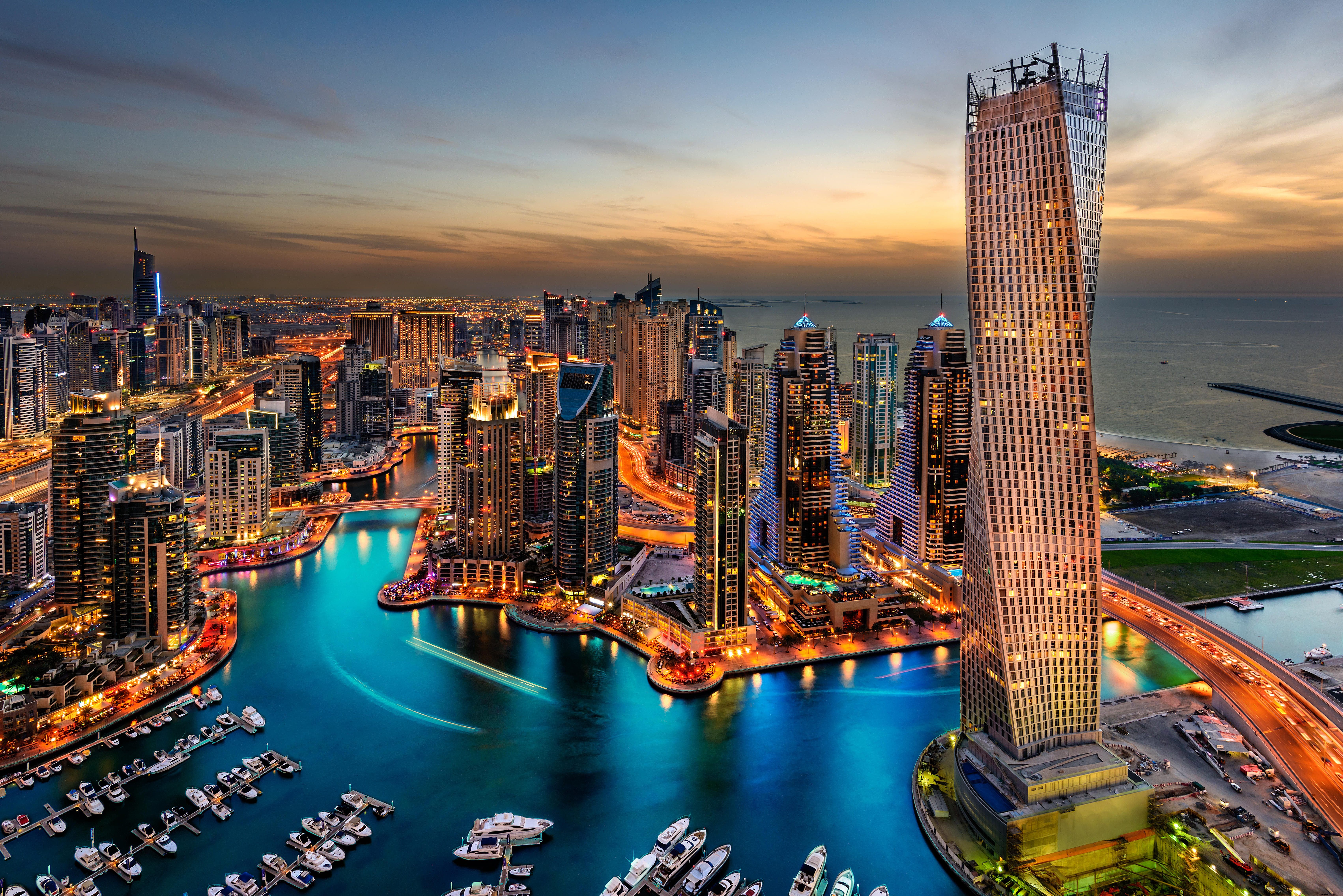 Ultimate Dubai Travel Guide: Must-See Sights, Dining, Stays & Essential Tips