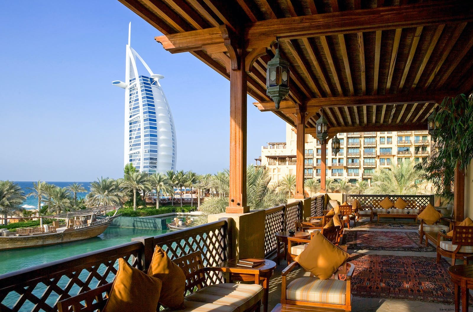 Ultimate Dubai Travel Guide: Must-See Sights, Dining, Stays & Essential Tips