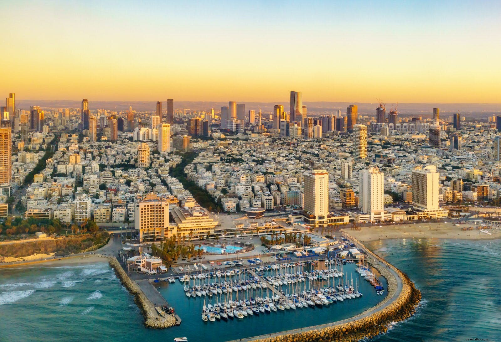 Tel Aviv with Kids: Ultimate Family Guide to Beaches, Parks, Museums & More