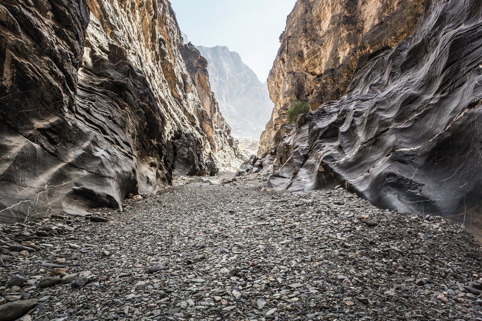 Discover 10 Unmissable Natural Wonders in Oman