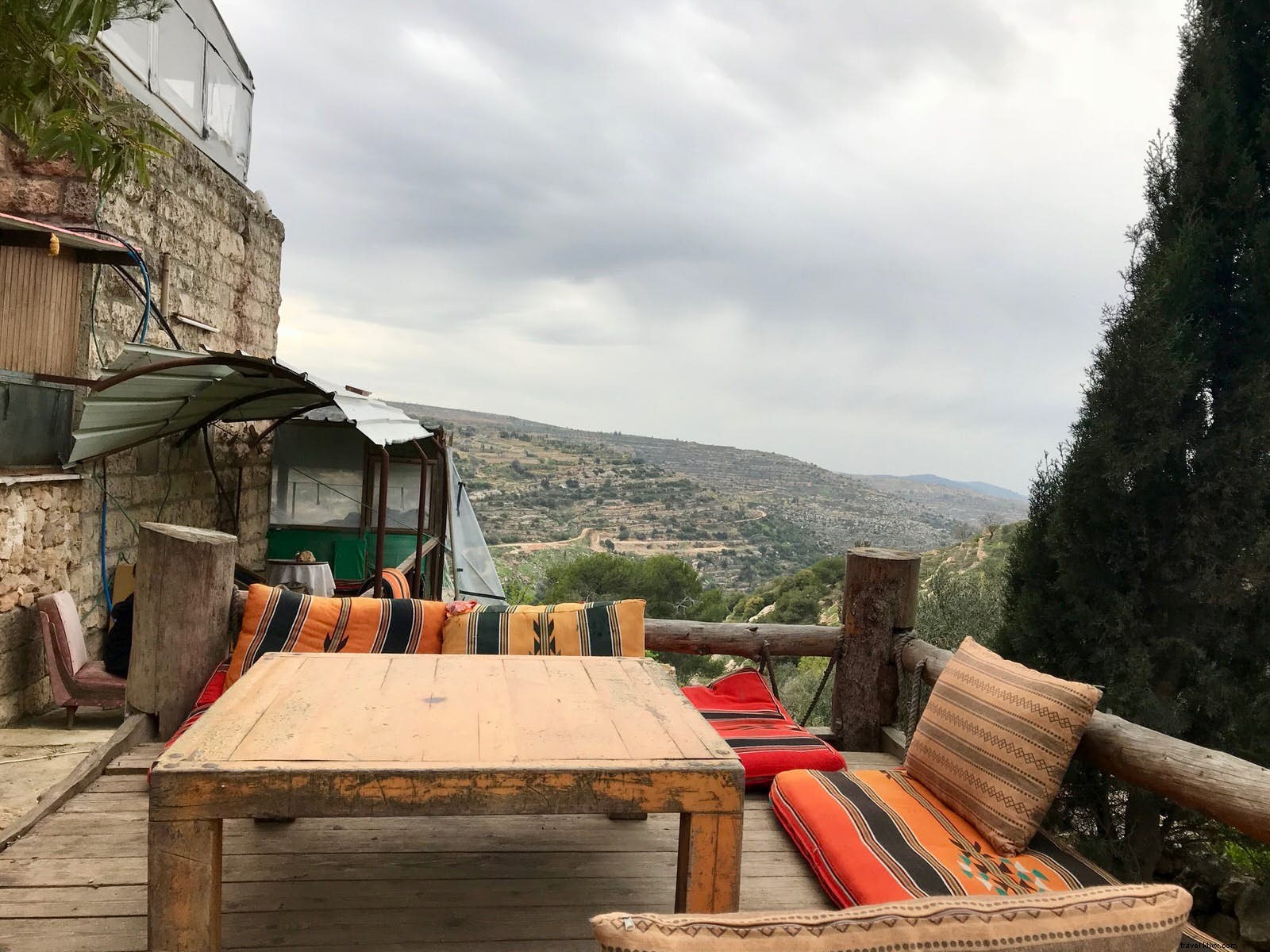 9 Authentic West Bank Spots to Unwind: Hidden Gems for Travelers