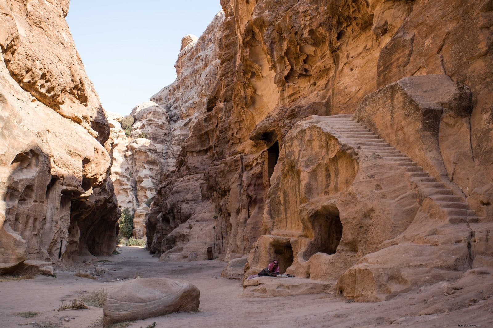 Petra s Hidden Gems: Off-the-Beaten-Path Trails and Secret Views for True Adventurers